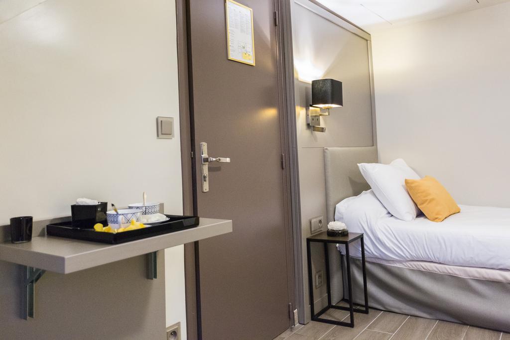 Pratic Hotel Paris Exteriör bild