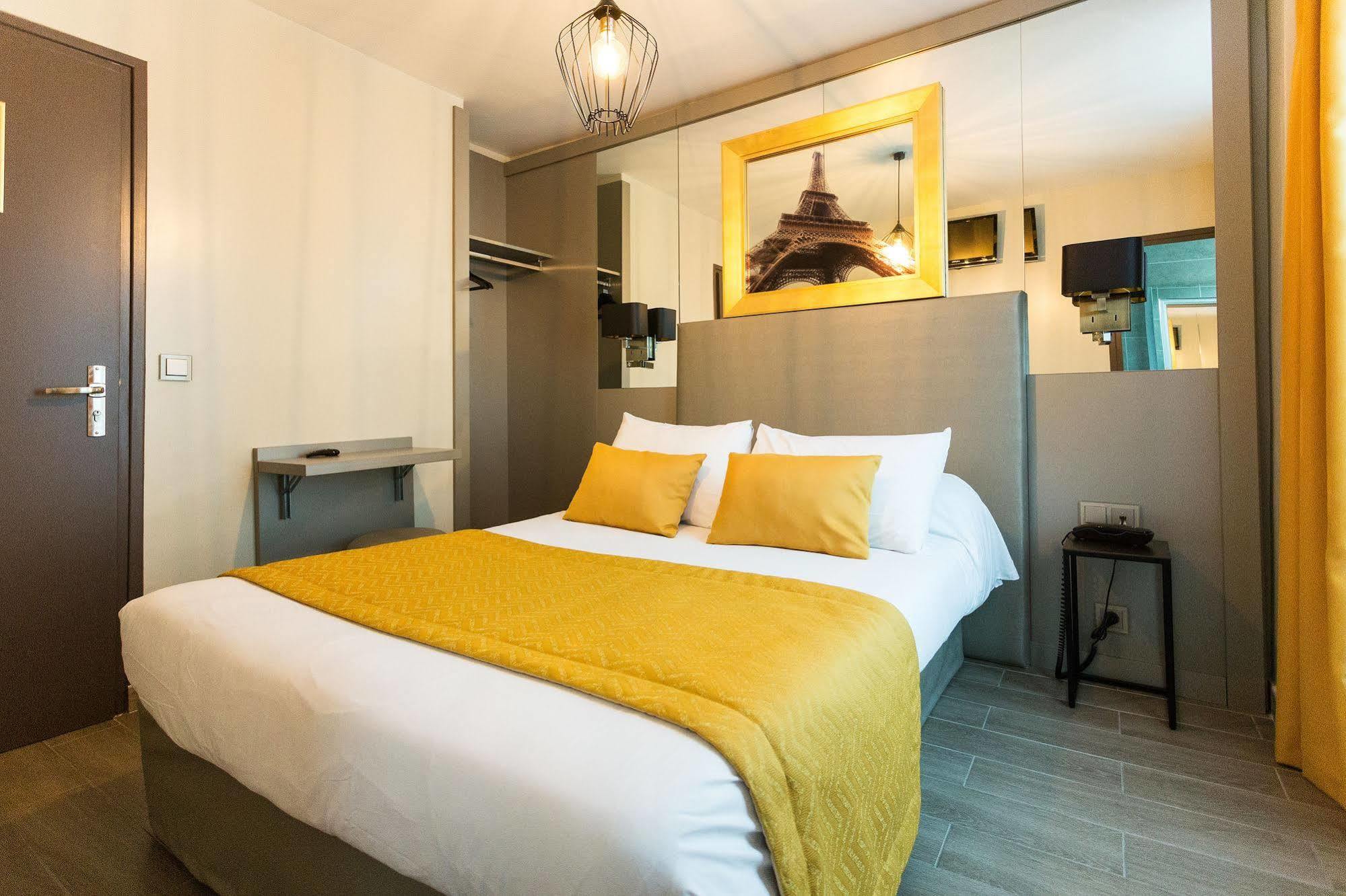 Pratic Hotel Paris Exteriör bild